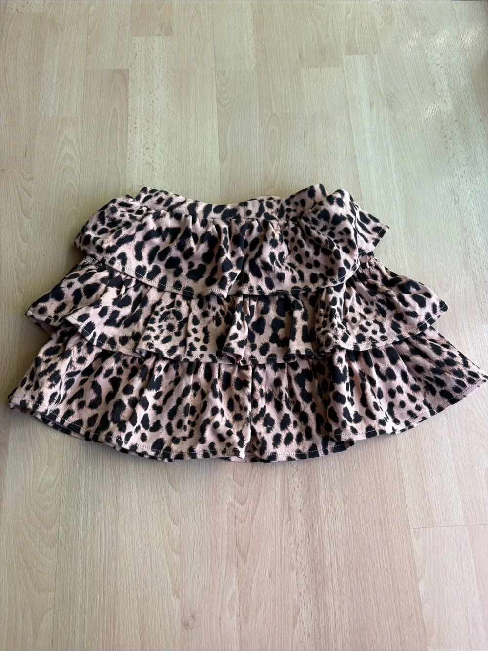 GapKids M girls 8 ruffle skirt elastic waist thick cotton blend tiered leopard